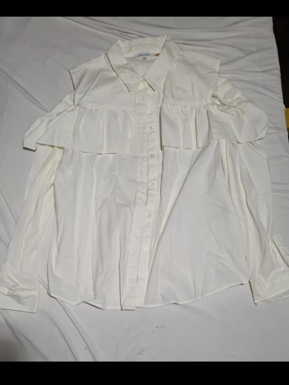 Calvin Klein Women's large white cold shoulder button Blouse #30